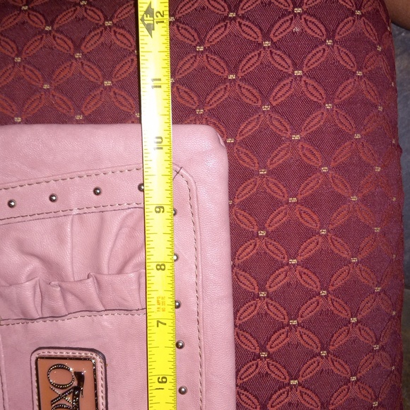 XOXO Wristlet/Purse - Picture 4 of 5